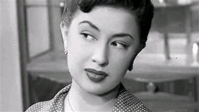 كاميليا.. «القطة الشقراء» التي أربكت السينما وانتهت حياتها بطريقة
