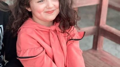 لقيت جوزي راجع من الشغل ومعاه ألبوم الصور بتاع الفرح بتاعنا