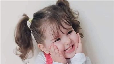 ليلة الدخ@له كان وليد ينظر الى زوجته وكانت جميله جدا